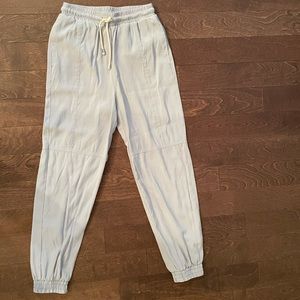 2/10$ Zara light blue jogger style pants